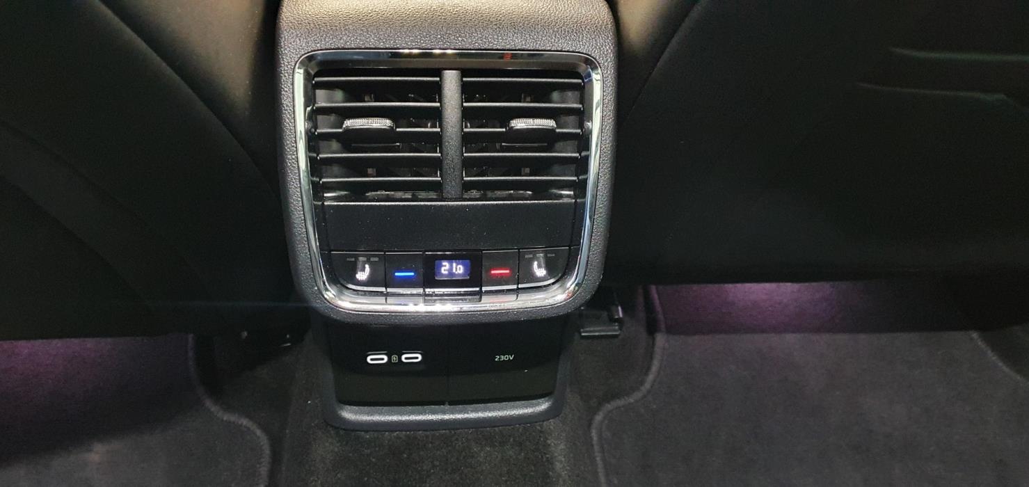 SKODA Octavia 2021