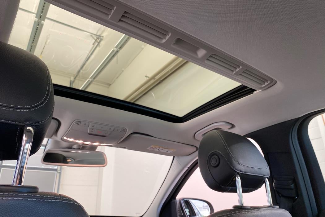 MERCEDES-BENZ C 2016