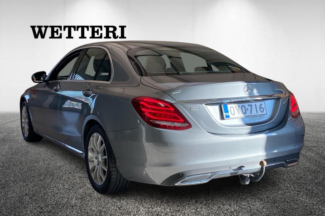 MERCEDES-BENZ C 2016