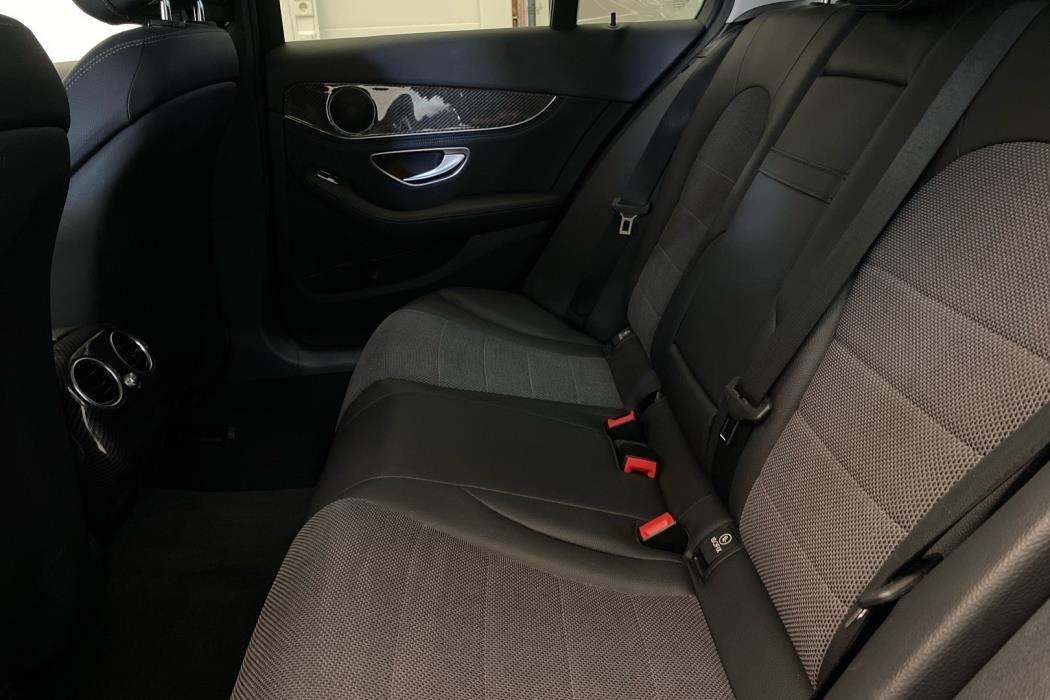 MERCEDES-BENZ C 2015