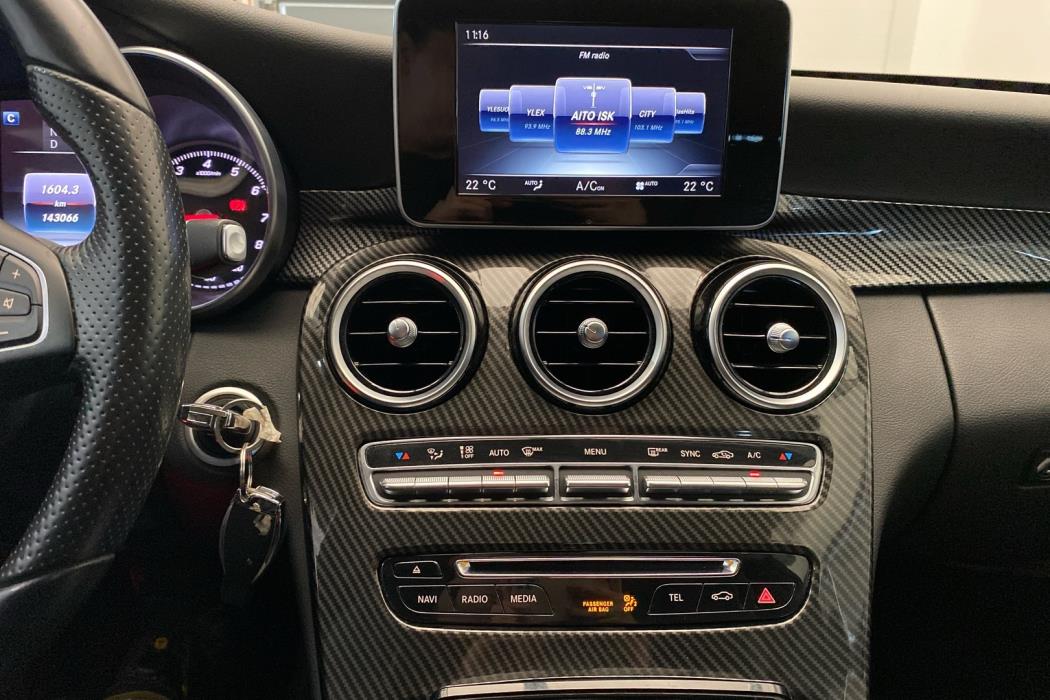 MERCEDES-BENZ C 2015