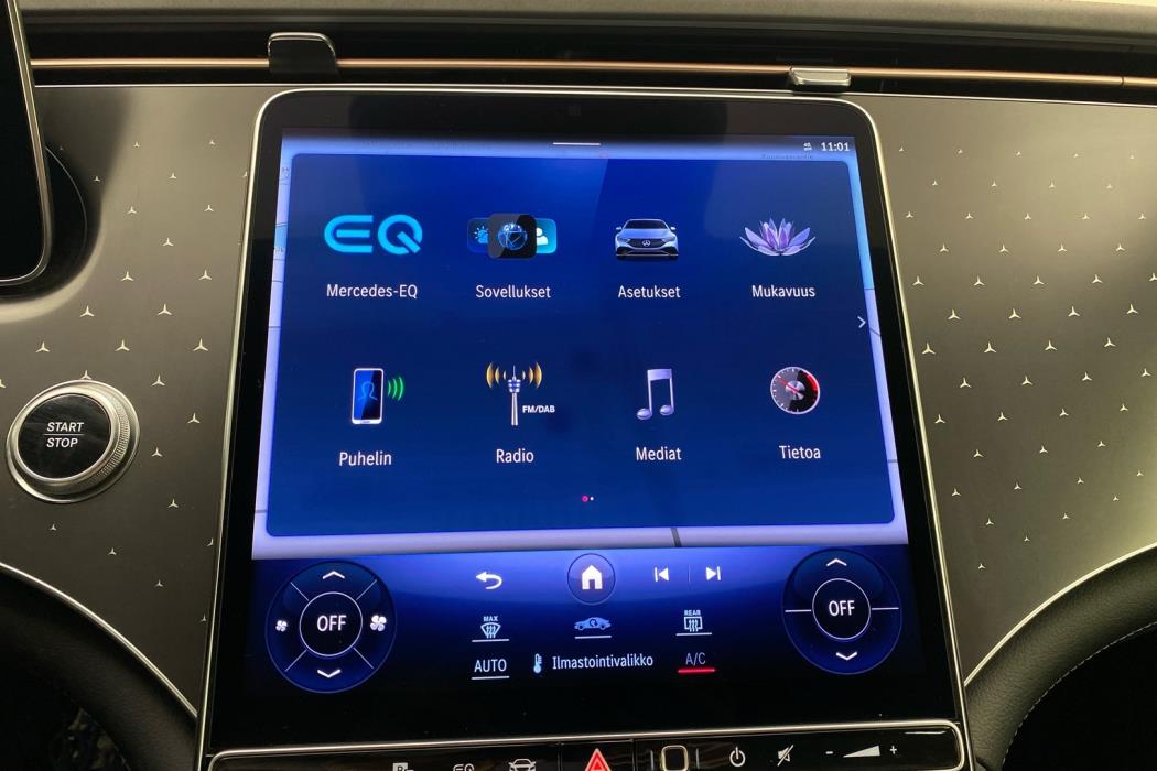 MERCEDES-BENZ EQE 2022