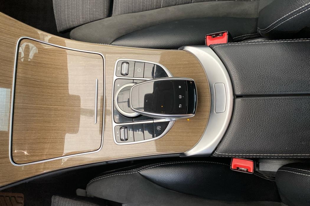 MERCEDES-BENZ C 2016