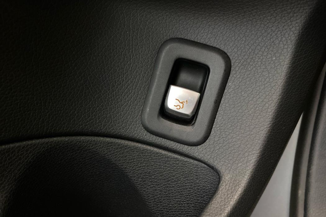 MERCEDES-BENZ C 2016
