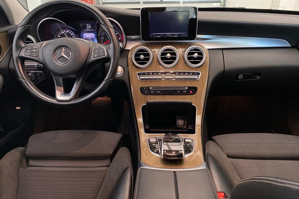 MERCEDES-BENZ C 2016