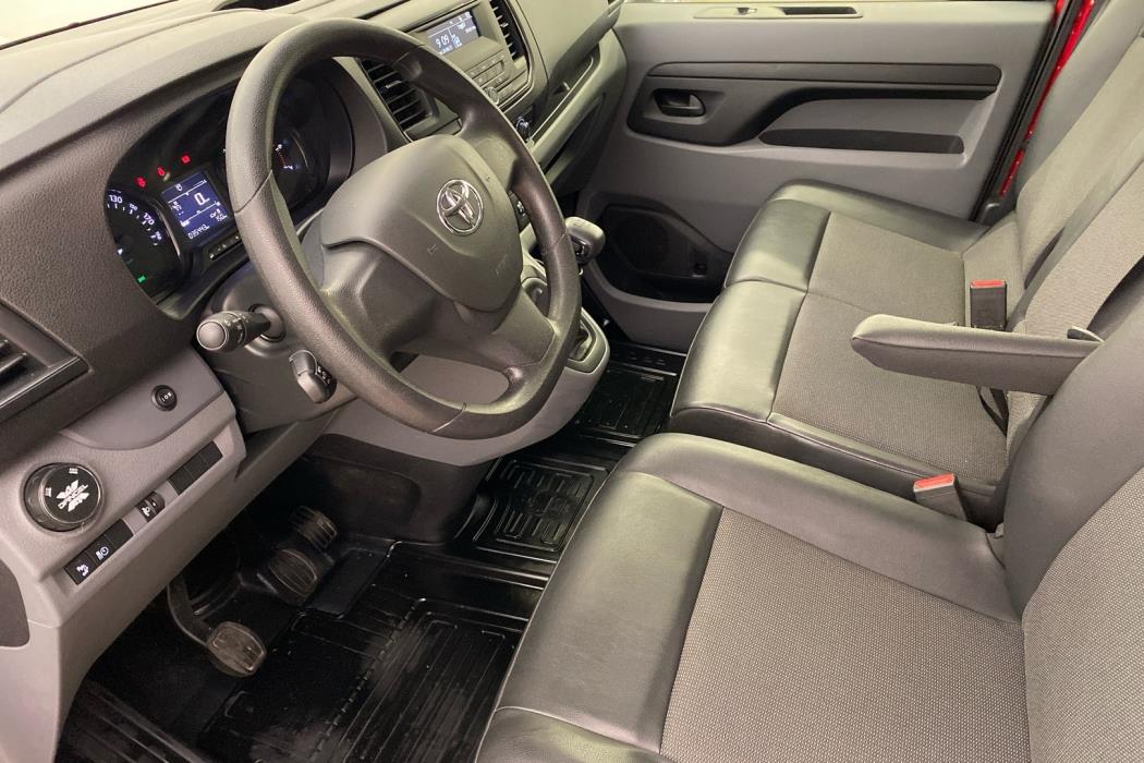 TOYOTA Proace 2022