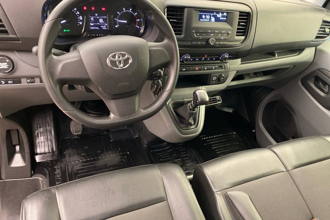 TOYOTA Proace 2022
