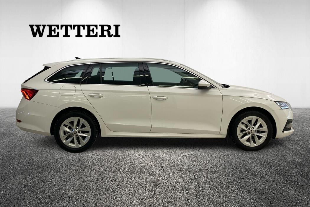 SKODA Octavia 2023
