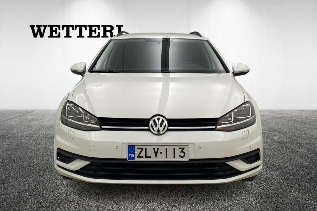 VOLKSWAGEN Golf 2018