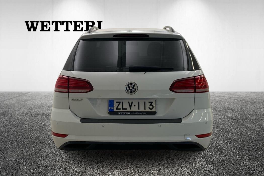VOLKSWAGEN Golf 2018