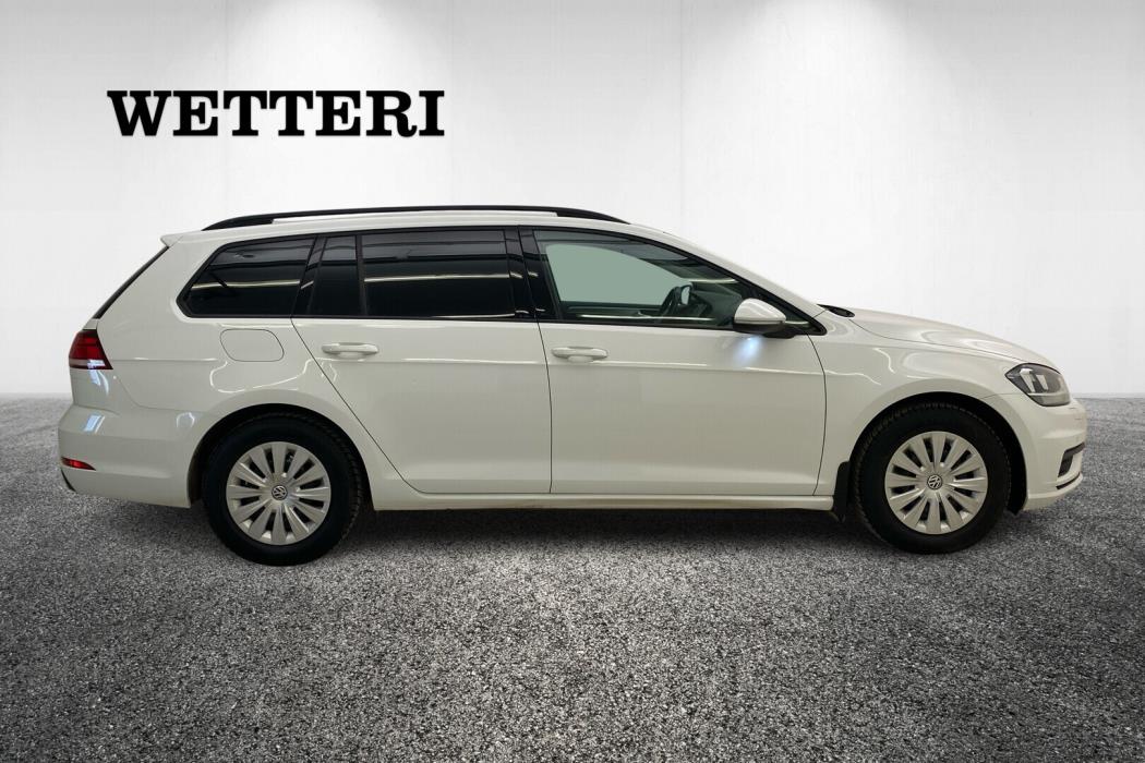 VOLKSWAGEN Golf 2018