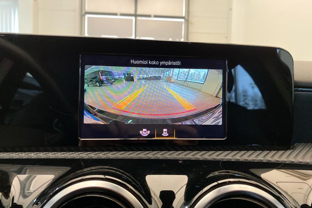 MERCEDES-BENZ A 2019