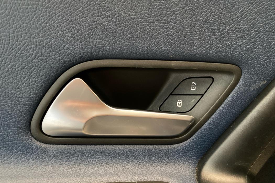 MERCEDES-BENZ A 2019