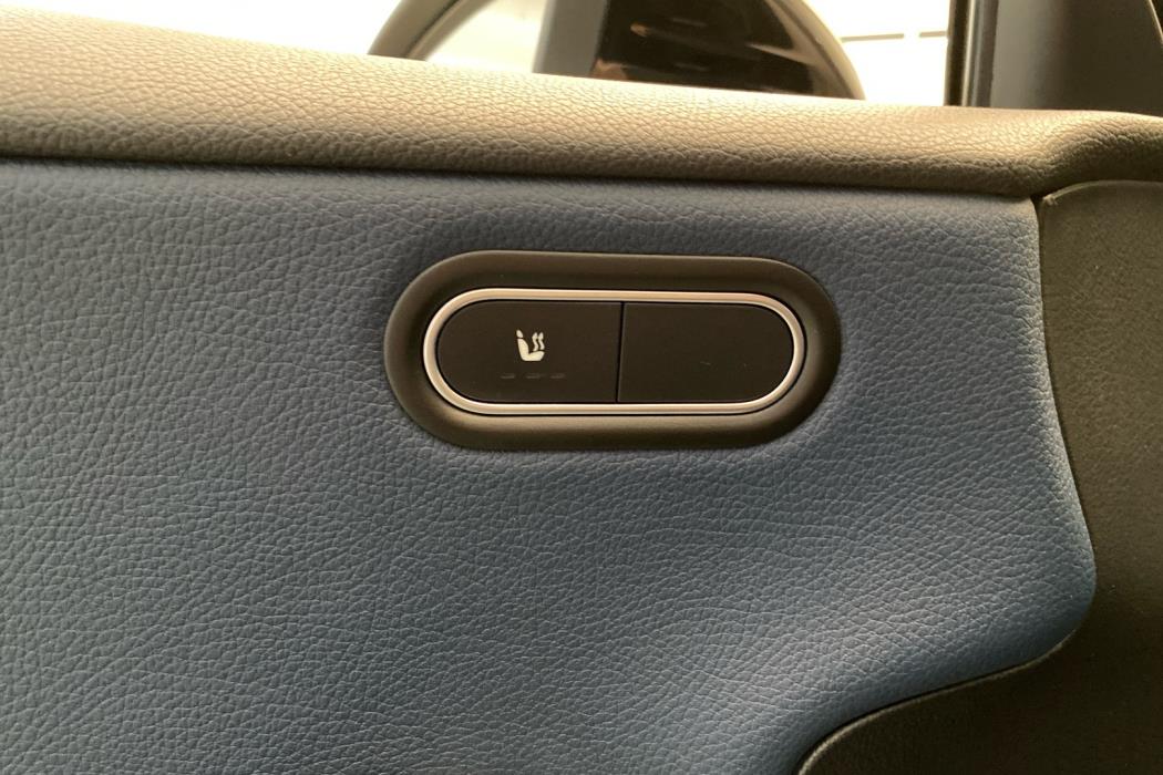 MERCEDES-BENZ A 2019