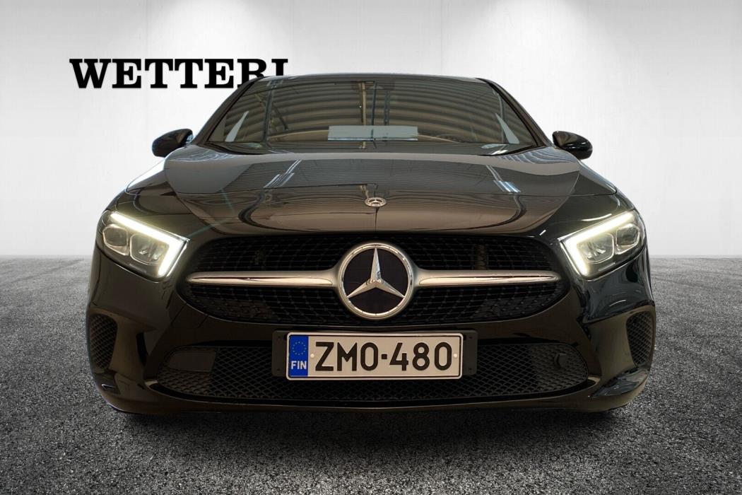 MERCEDES-BENZ A 2019