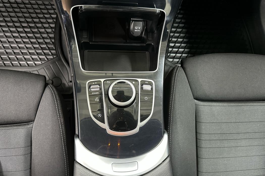 MERCEDES-BENZ C 2017