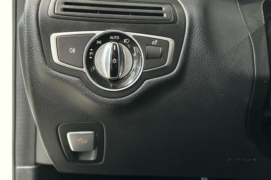 MERCEDES-BENZ C 2017