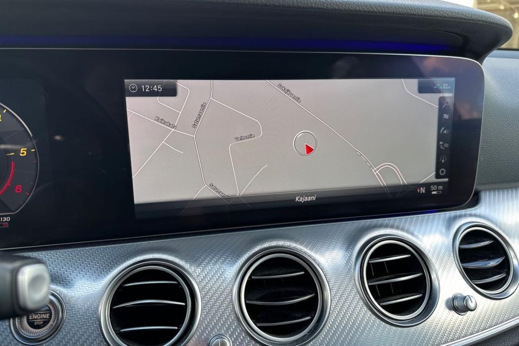 MERCEDES-BENZ E 2018