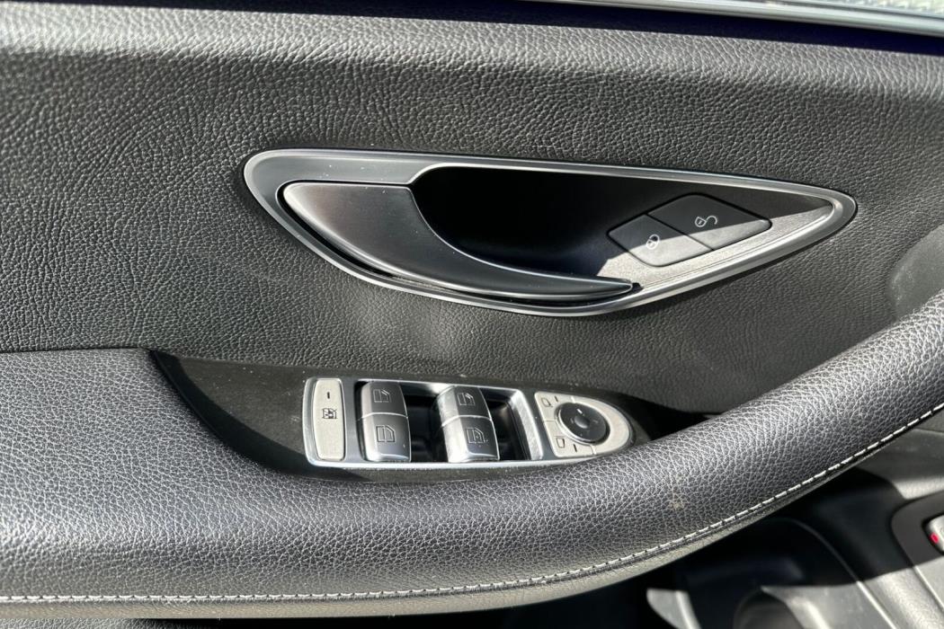 MERCEDES-BENZ E 2018
