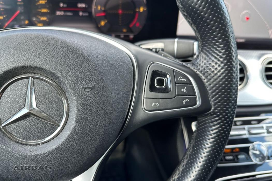 MERCEDES-BENZ E 2018