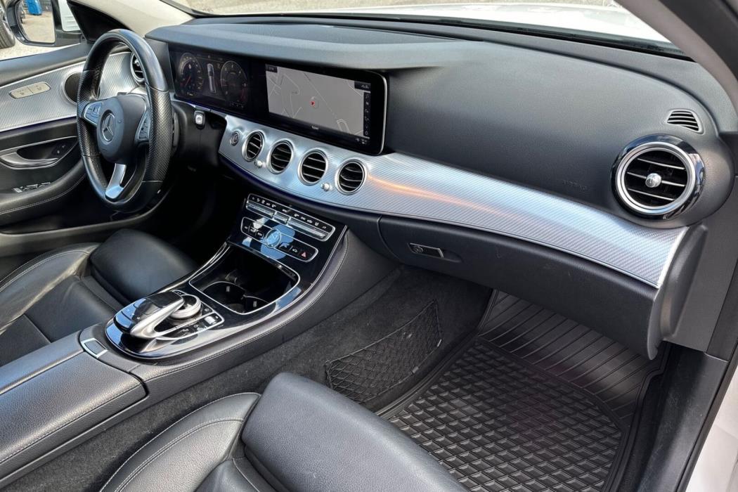 MERCEDES-BENZ E 2018
