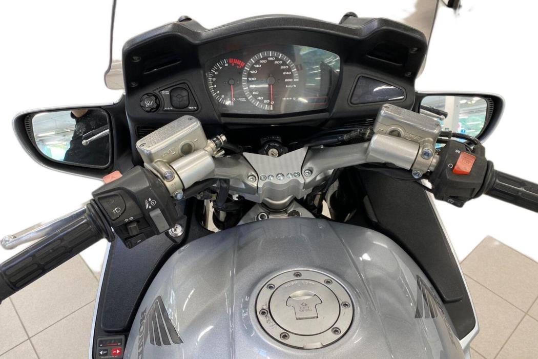HONDA ST 2004