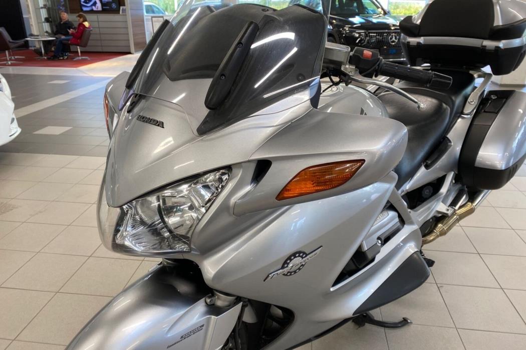 HONDA ST 2004