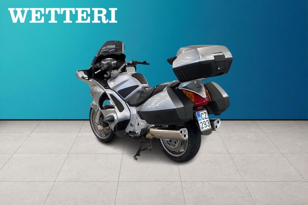 HONDA ST 2004