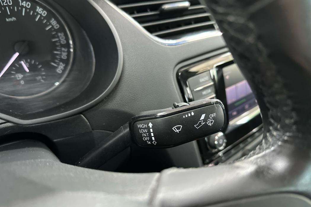 SKODA Octavia 2013