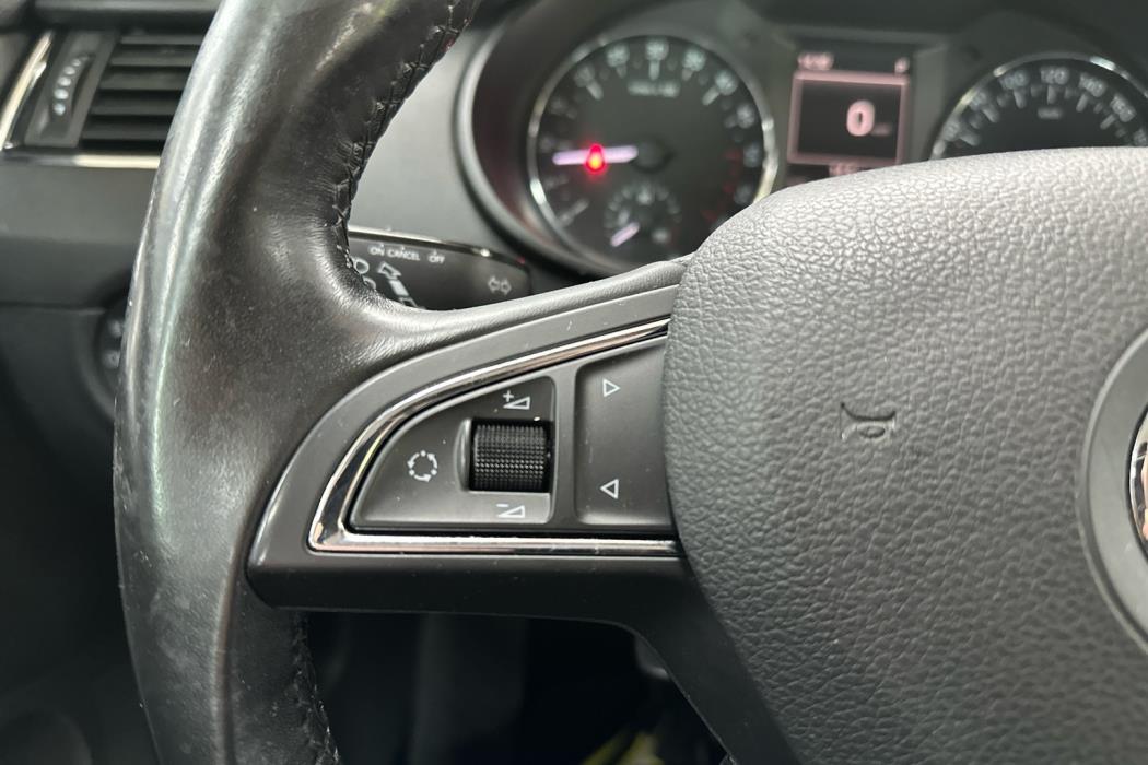 SKODA Octavia 2013