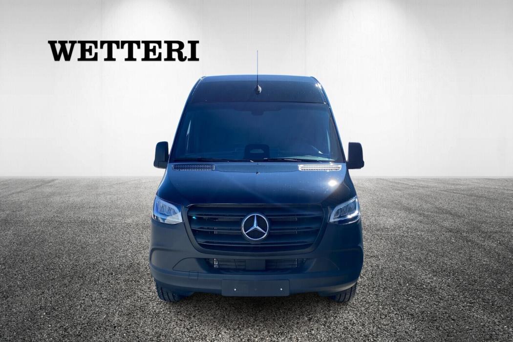MERCEDES-BENZ Sprinter 2025