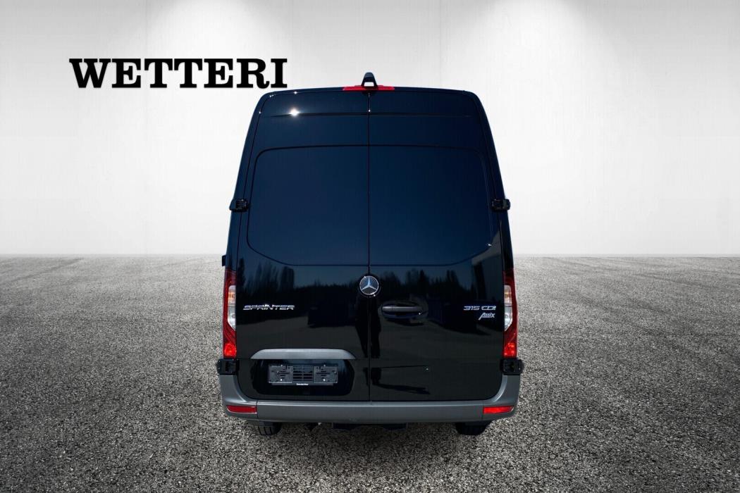 MERCEDES-BENZ Sprinter 2025