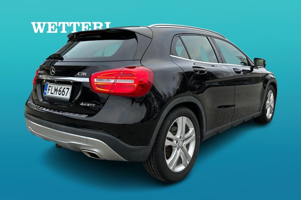 MERCEDES-BENZ GLA 2014