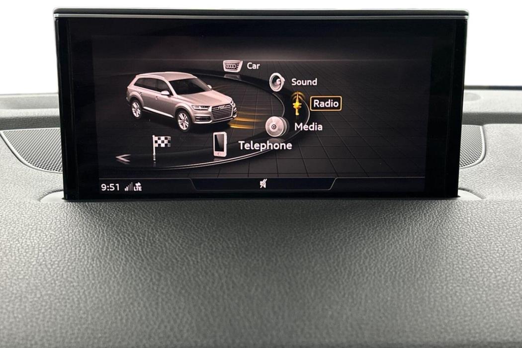 AUDI Q7 2016