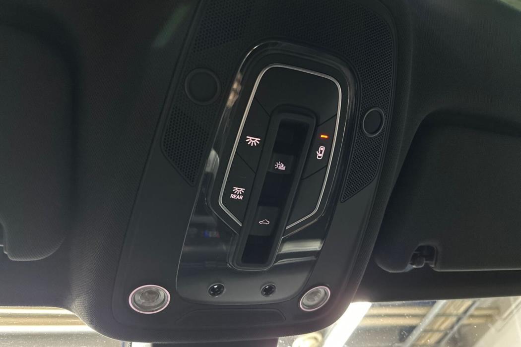 AUDI Q7 2016