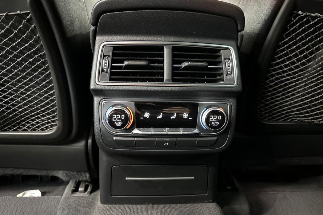 AUDI Q7 2016
