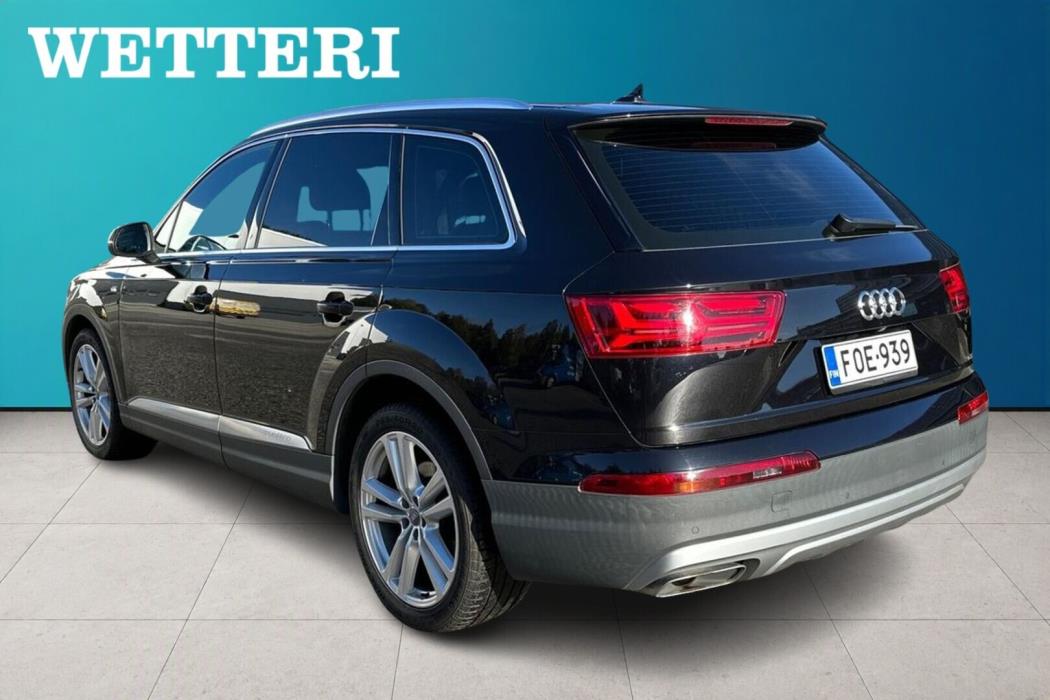 AUDI Q7 2016