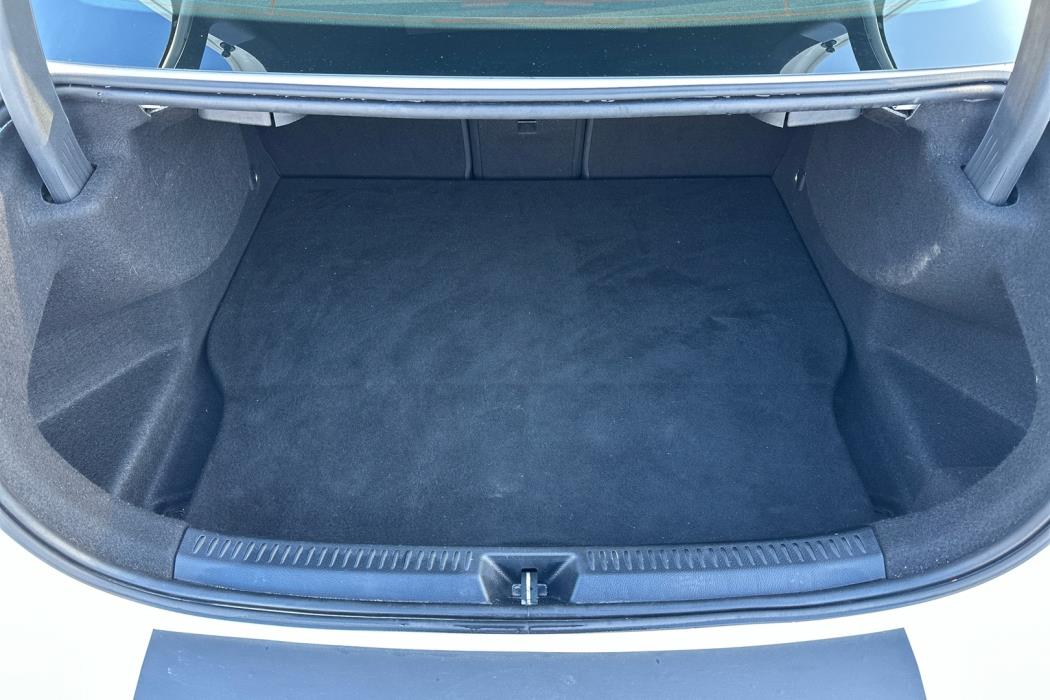 MERCEDES-BENZ A 2020