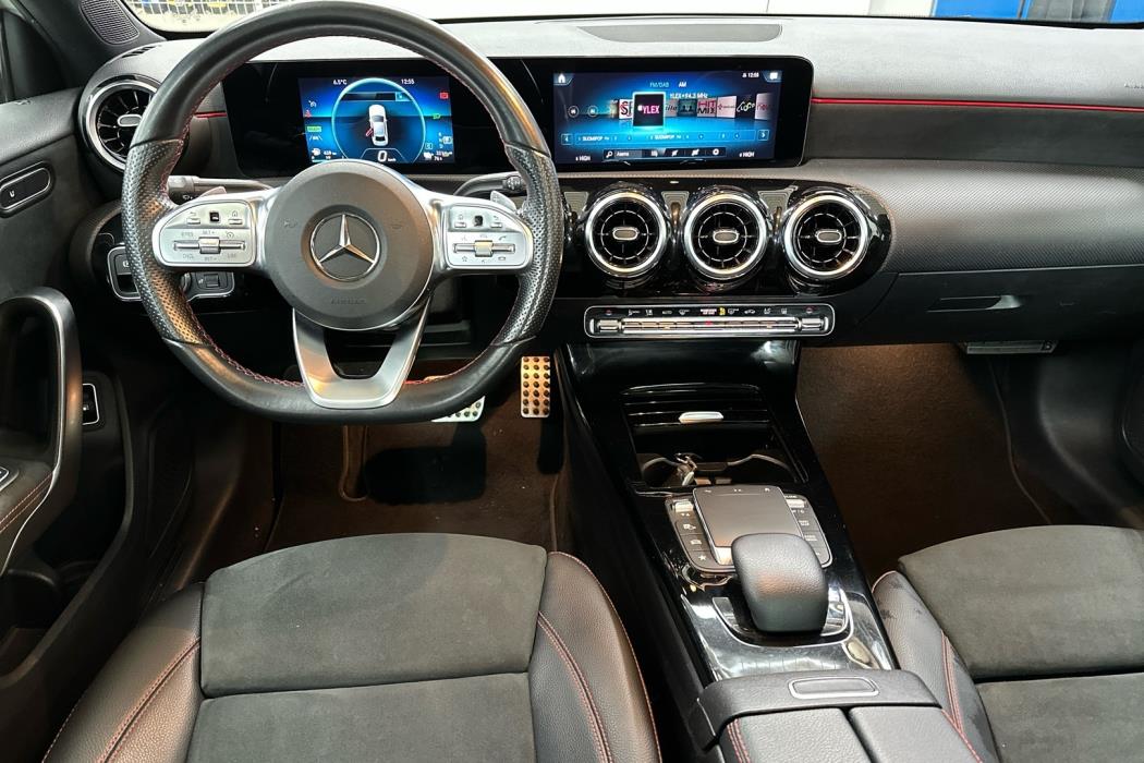 MERCEDES-BENZ A 2020