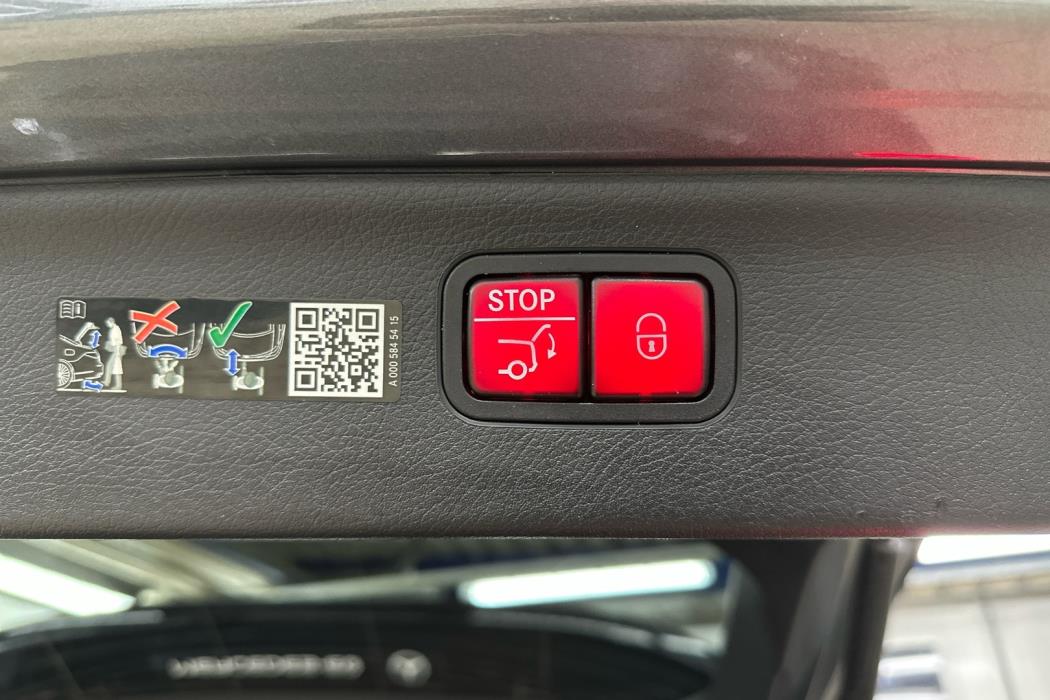 MERCEDES-BENZ EQS 2023