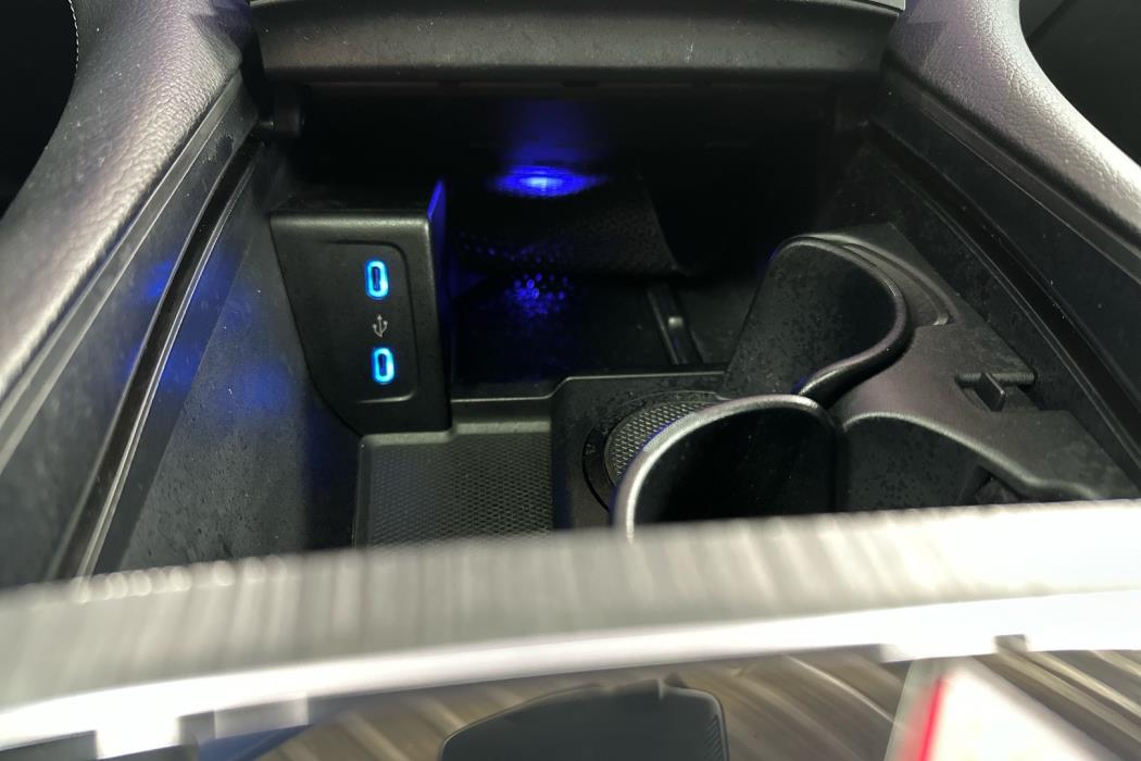 MERCEDES-BENZ EQS 2023