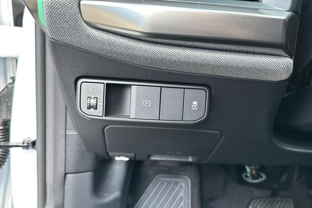 KIA EV4 2027