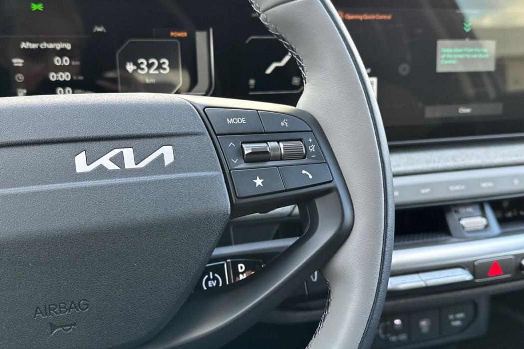 KIA EV4 2027