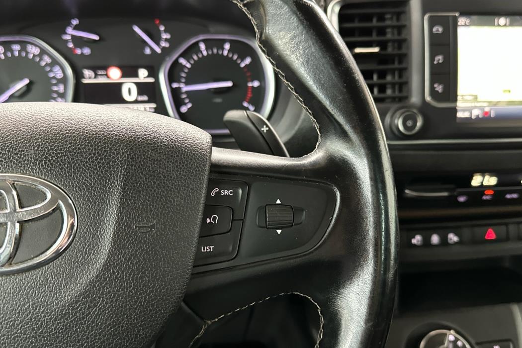 TOYOTA Proace Verso 2018