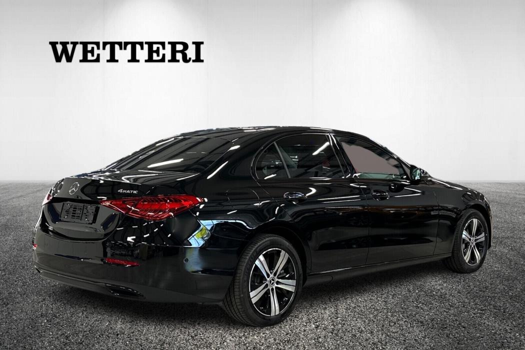 MERCEDES-BENZ C 2023