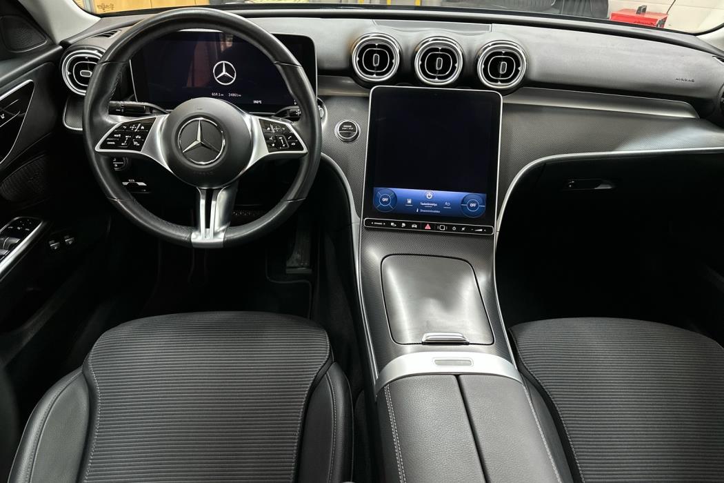 MERCEDES-BENZ C 2023