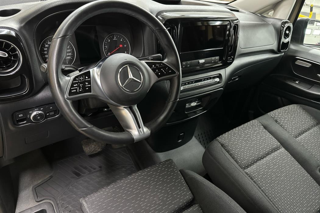 MERCEDES-BENZ Vito 2024