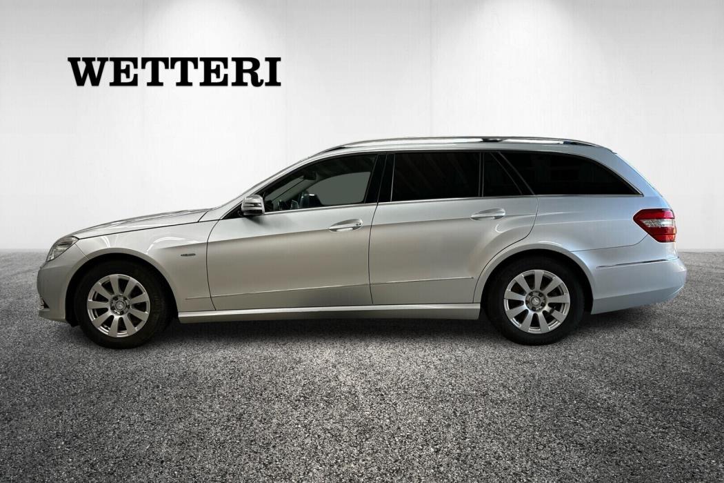 MERCEDES-BENZ E 2010