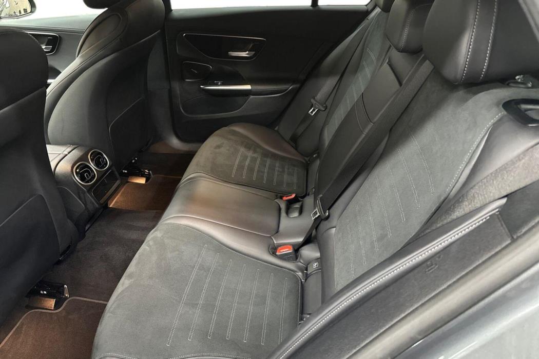 MERCEDES-BENZ C 2022