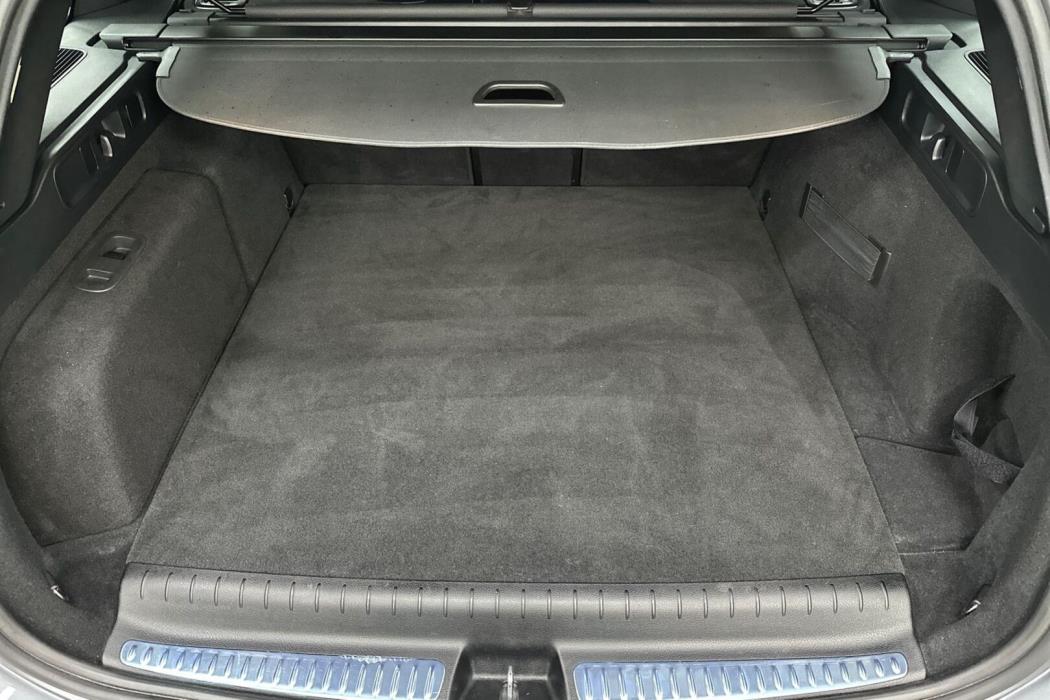 MERCEDES-BENZ C 2022